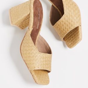 Jeffrey Campbell Melange 2 Block Heel Slides New!